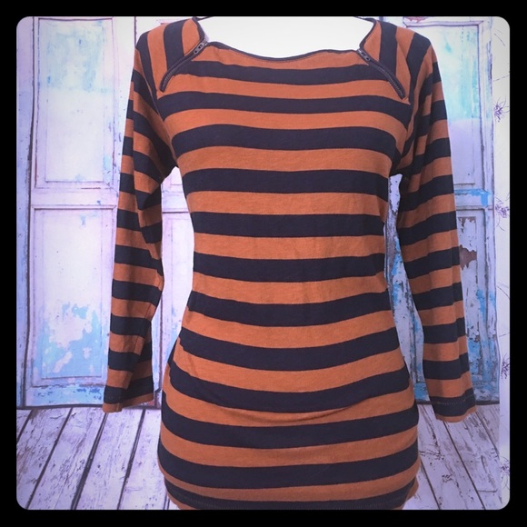 J. Crew Tops - SOLD 🚫 J. Crew stripe top